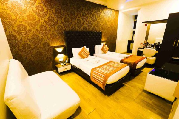 IMG-20250624-WA0259 (1)_4_11zon